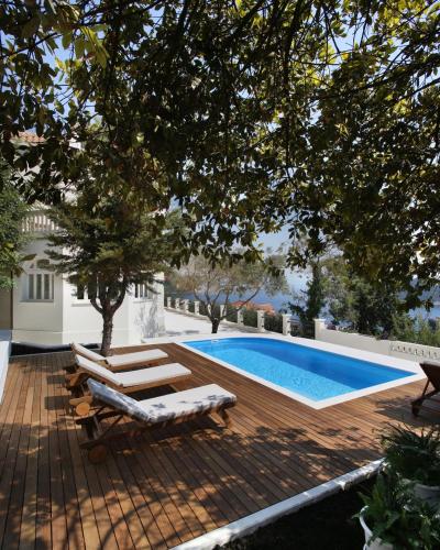 Villa Captain's view Dubrovnik Seaview & Pool — 4-Star Luxury Hotel in Dubrovnik, Croatia