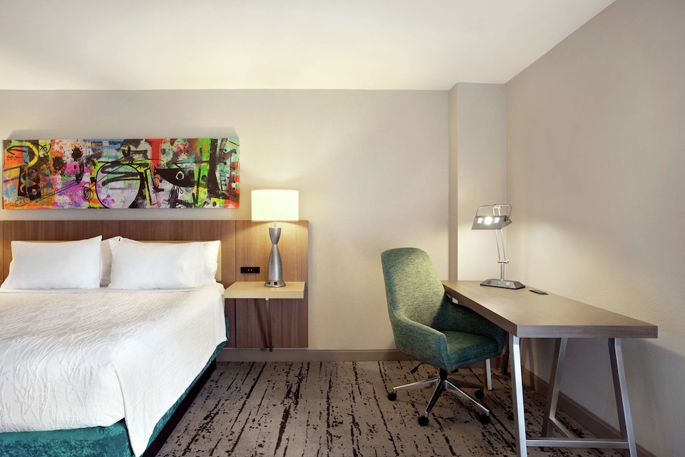 Hilton Garden Inn New Orleans Convention Center - photo 23