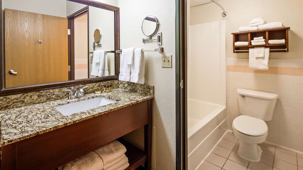 Best Western Plus Sidney Lodge - photo 22