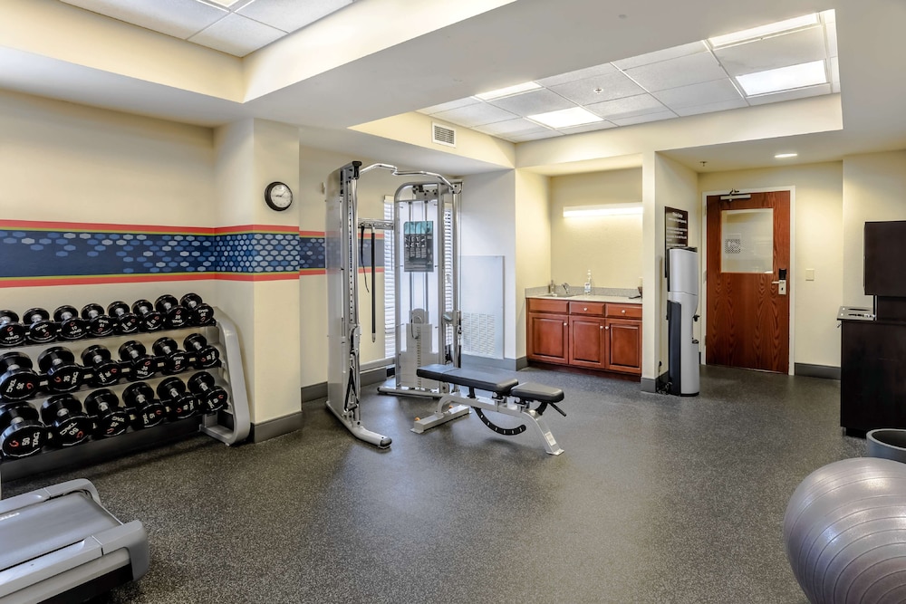 Hampton Inn Madison Huntsville Airport - photo 31