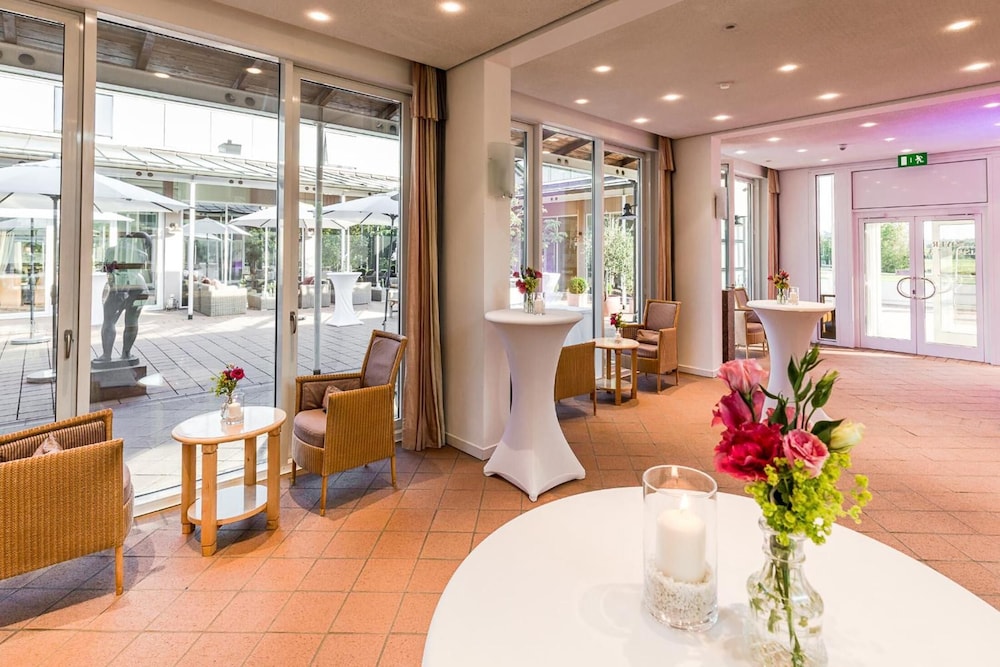 Golfhotel & Restaurant Lindenhof — Bad Vilbel — photo 3