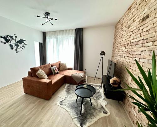 Cityscape Apartment AC Indoor parking Balcony — 4-Star Luxury Hotel in Budapest, Hungary