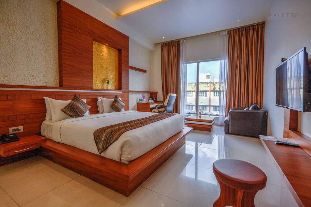 Hotel Pioneer Grand Palace in Nagercoil, India