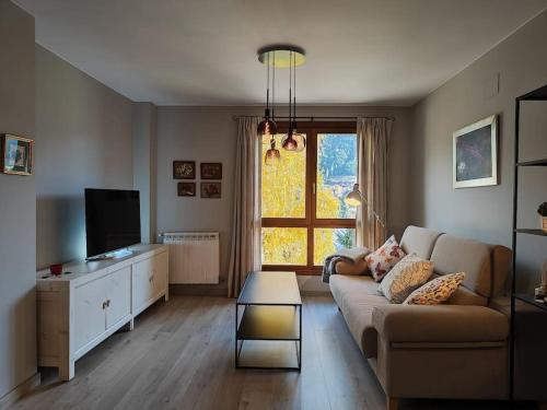 Boira Ideal Familias Preciosas Vistas Garaje Incluido in Sallent De Gallego, Spain