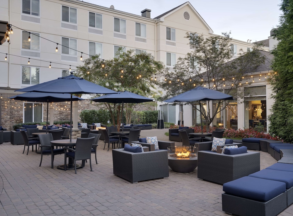 Hilton Garden Inn Melville - photo 43