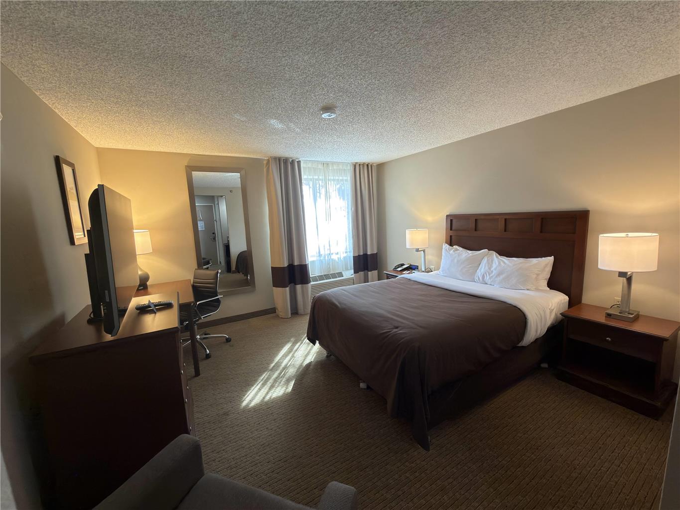 Wingate by Wyndham Utica - photo 6