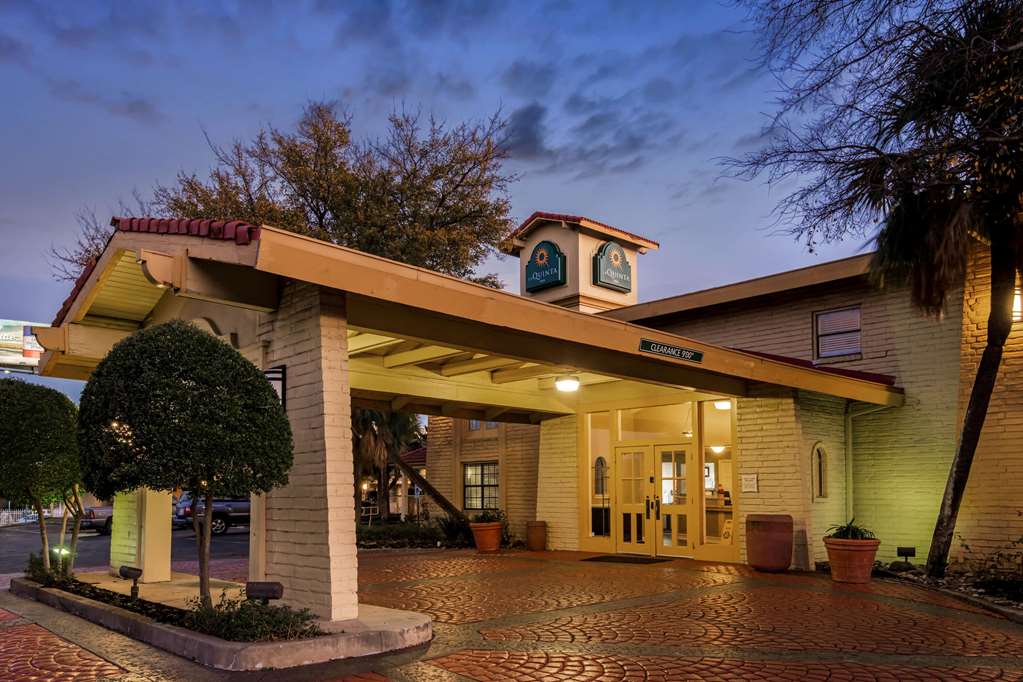 La Quinta Inn By Wyndham IH 10 West San Antonio TX - photo 4