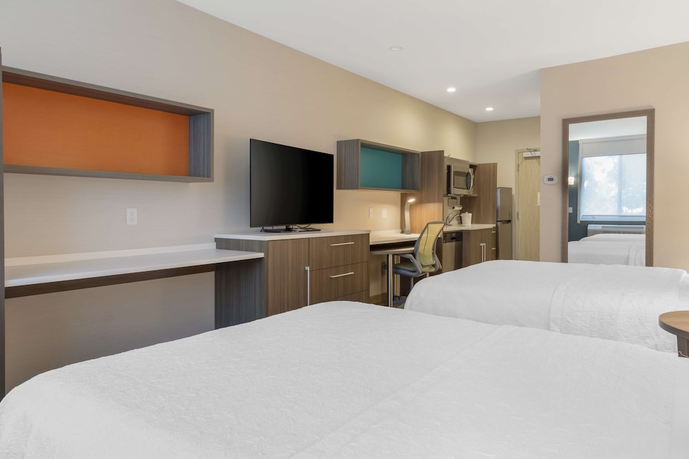 Home2 Suites by Hilton Redlands Loma Linda - photo 9