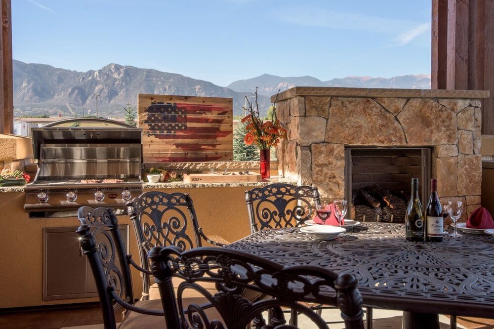 Hotel Elegante Conference & Event Center Colorado Springs - photo 50