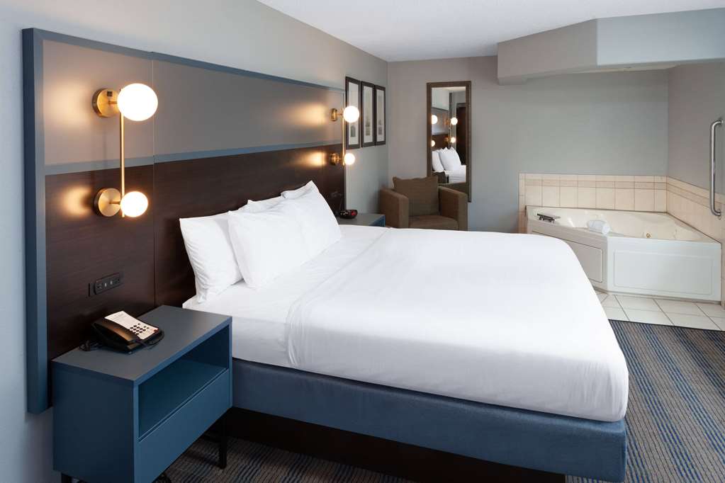 AmericInn by Wyndham Peoria - photo 22