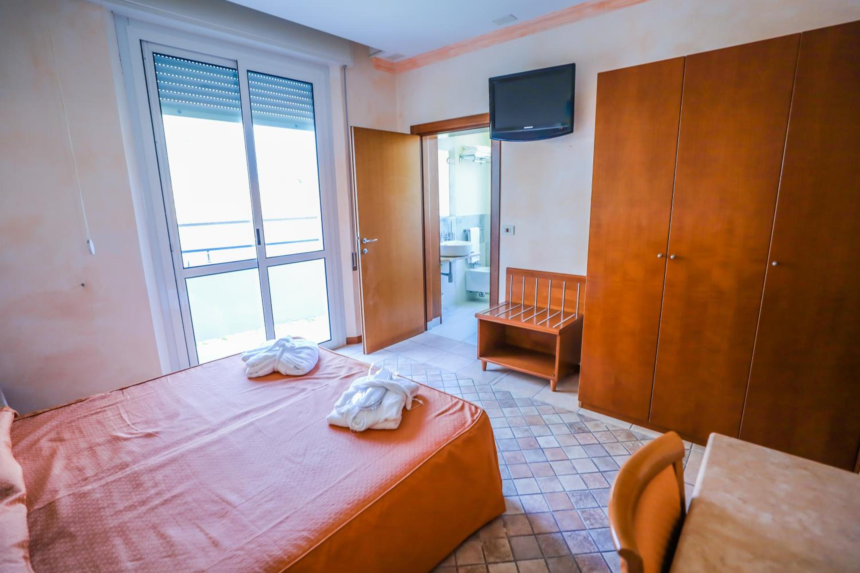 Hotel Rosalba Resort — Rimini — photo 5