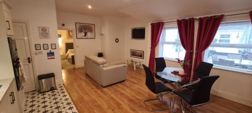 Dunderry Lodge Self Catering Family Lodges — 4-Star Luxury Hotel in Navan, Republic of Ireland