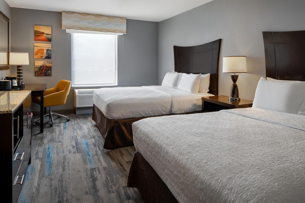 Hampton Inn Seneca Falls - photo 8