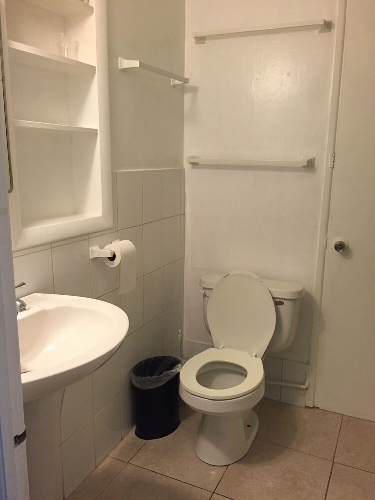 Sea Cove Resort Motel - photo 14