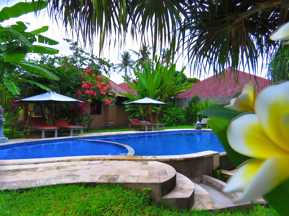 Suka Sari Cottages - last minute hotel in Bali
