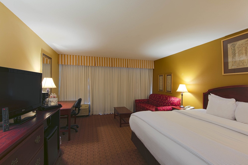 MCM Eleganté Hotel & Suites - photo 6