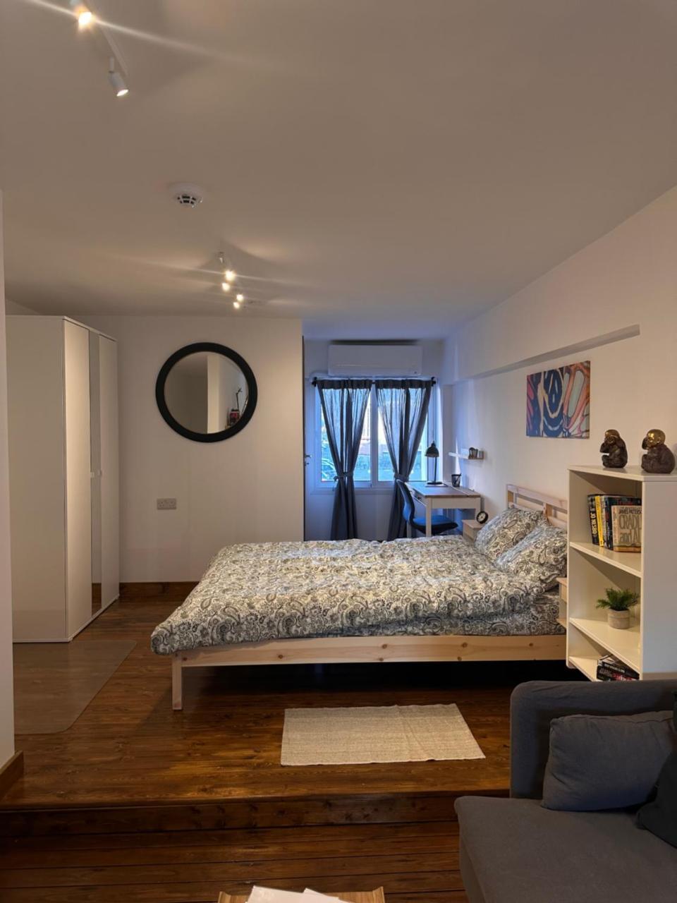 Cozzi Deluxe Studio