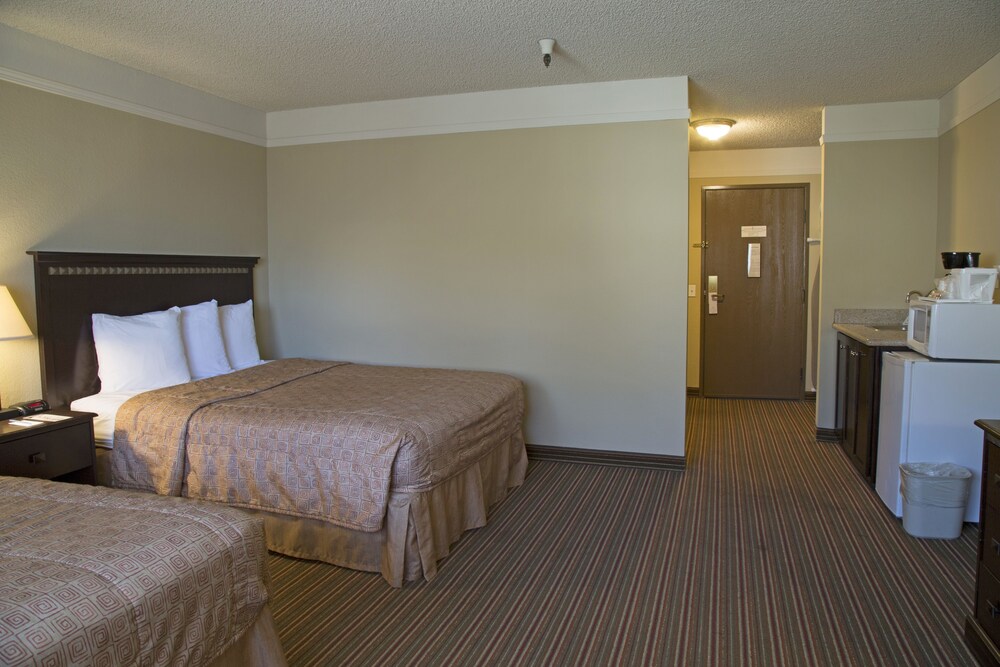 Travelodge La Mesa - photo 17