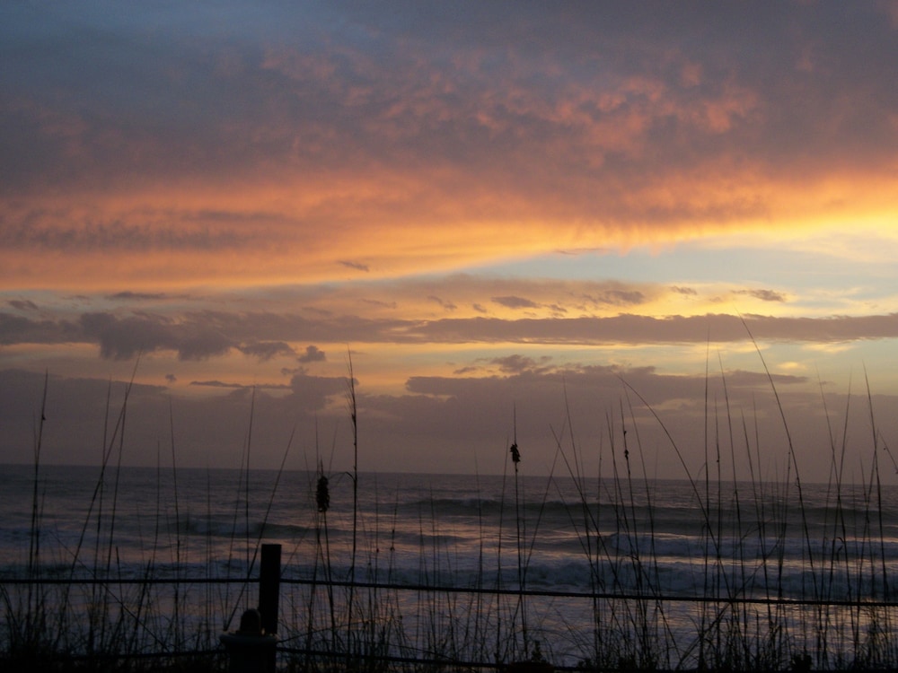 Sea Scape Oceanfront Motel - photo 32