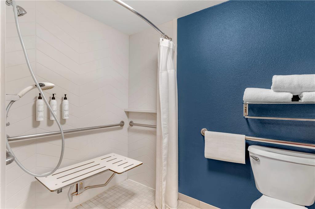 Country Inn & Suites by Radisson Modesto Salida - photo 18
