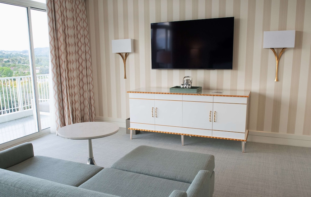 The Beverly Hilton - photo 31