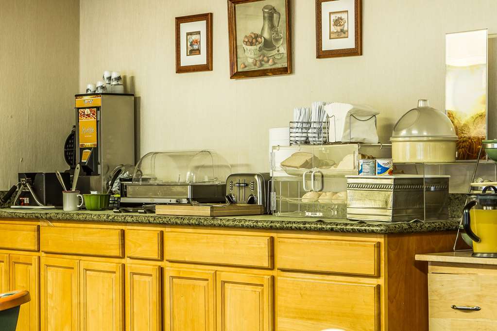 Quality Inn & Suites Silicon Valley - photo 41