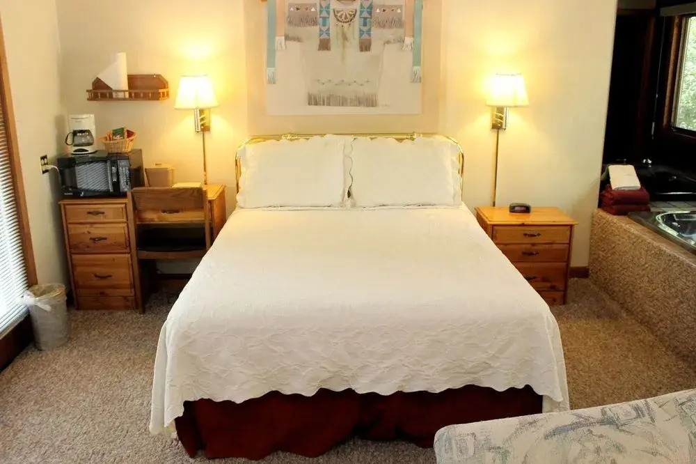 Sunnyside Knoll Resort - photo 25
