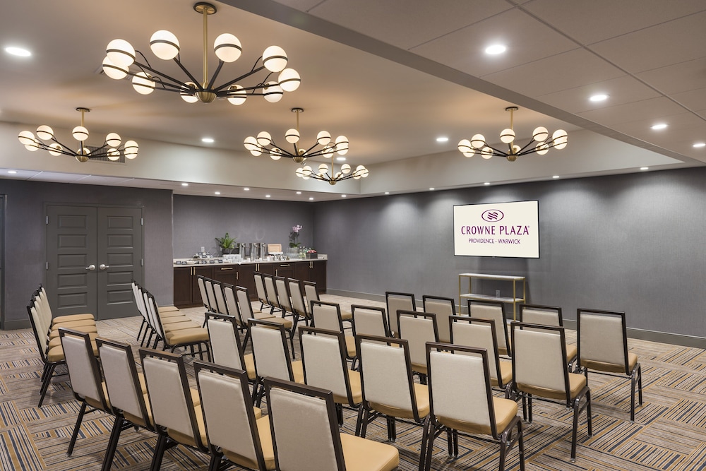 Crowne Plaza Providence Warwick Airport by IHG - photo 47