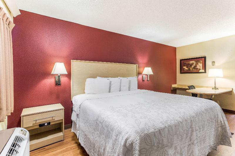 Red Roof Inn PLUS Nashville North Goodlettsville - photo 36