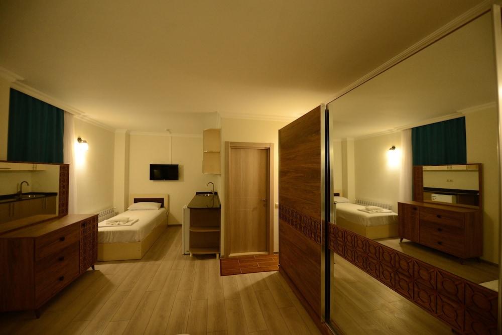 Hotel Aristocrat Batumi