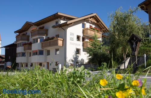 Kinderbauernhof Ierzerhof — hotel in Arzl Im Pitztal