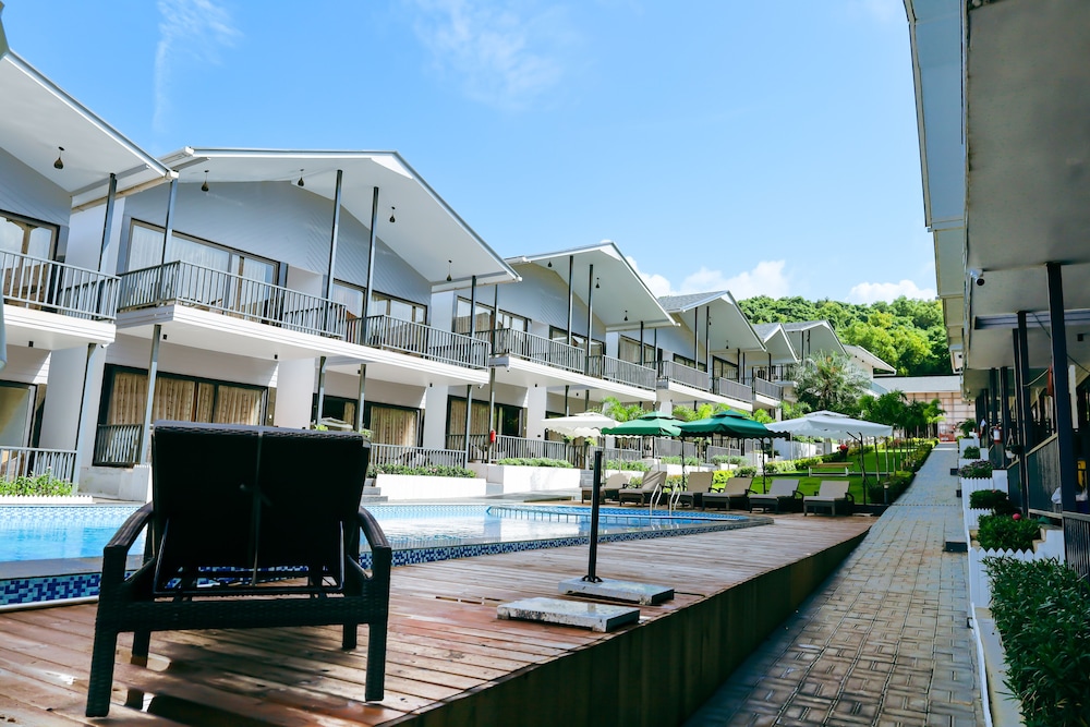 Oralia Resort in Morjim, India