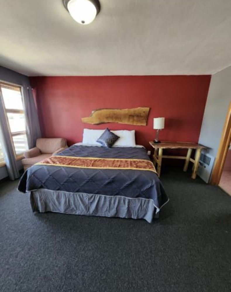 Tri States Wood Inn - photo 10