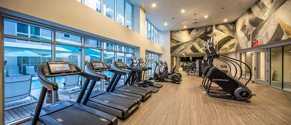 Resort Style Suites in Downtown LA - photo 43