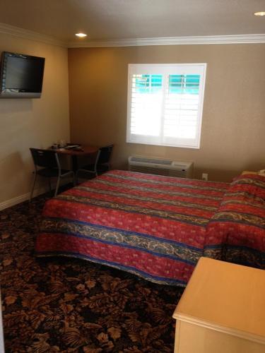 La Siesta Inn - photo 3