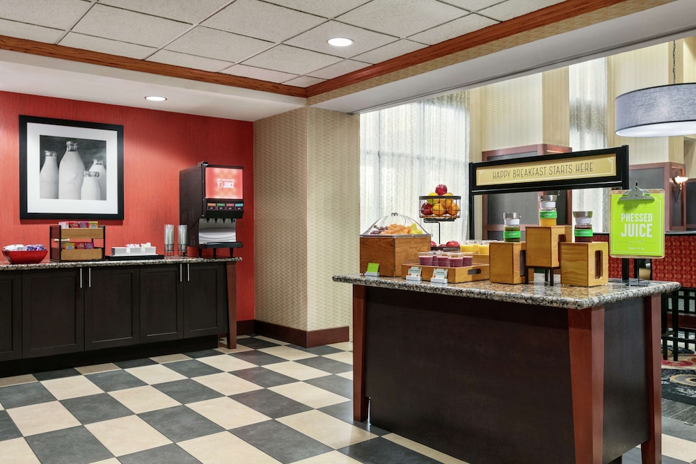 Hampton Inn & Suites Lawton - photo 20