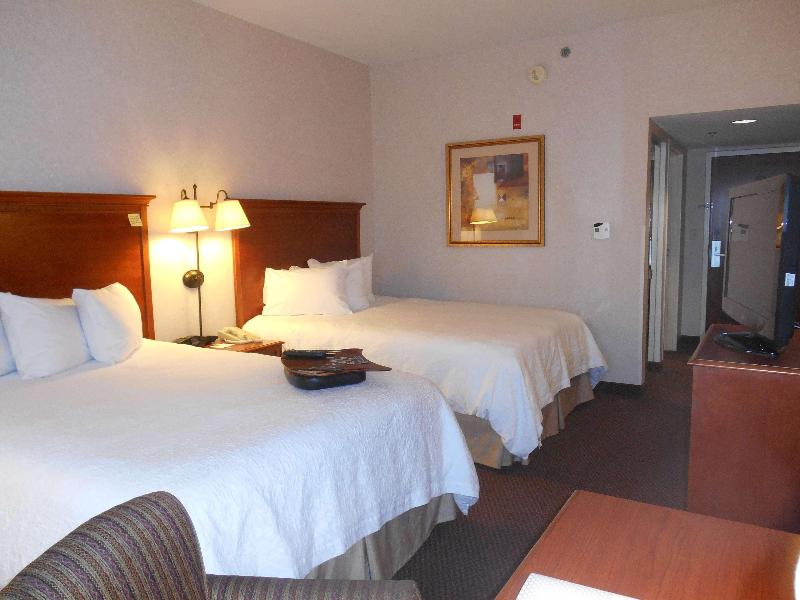 Hampton Inn Columbus Airport - photo 54