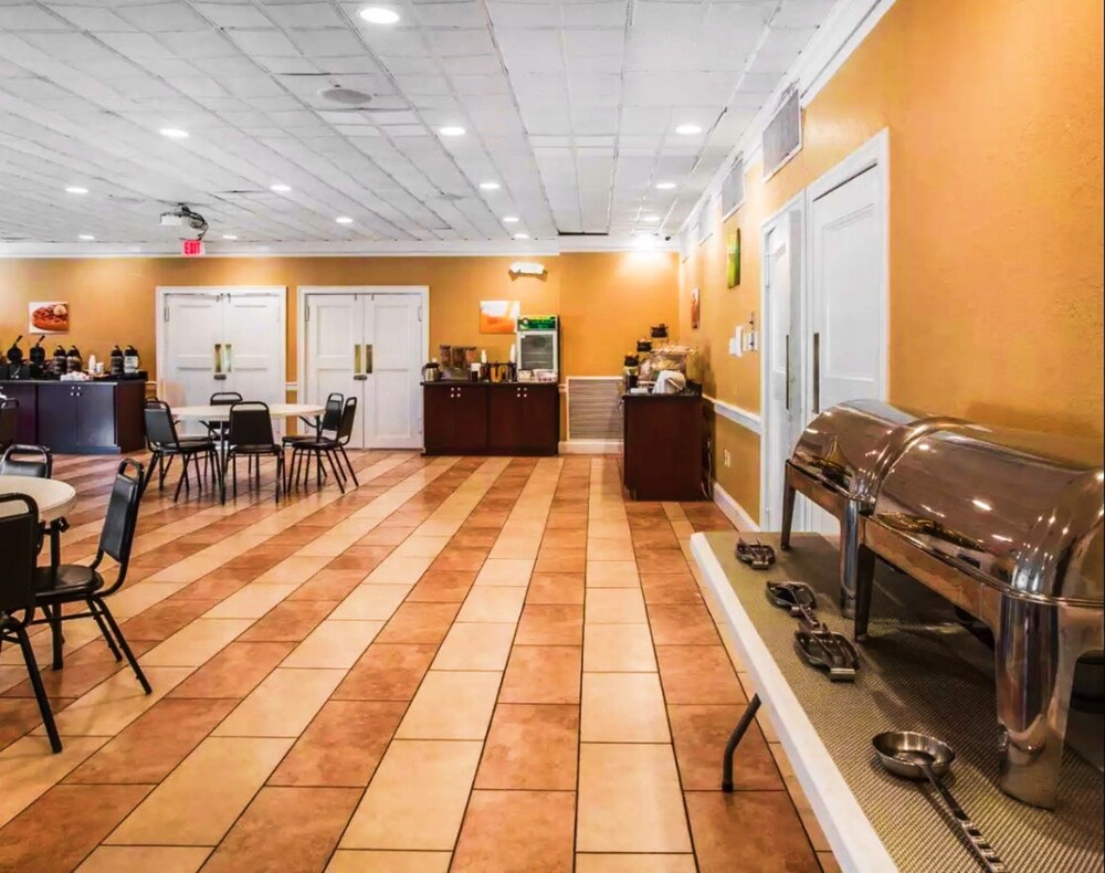 Quality Inn Richmond Hill Savannah I 95 - photo 23