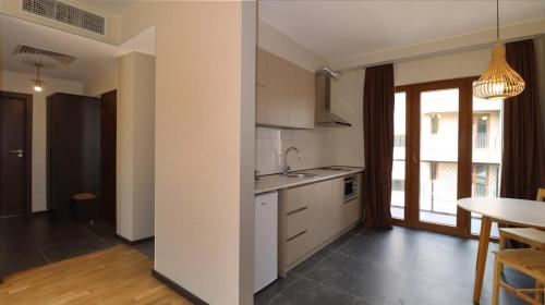 Bright and Cozy Apt in Tbilisi
