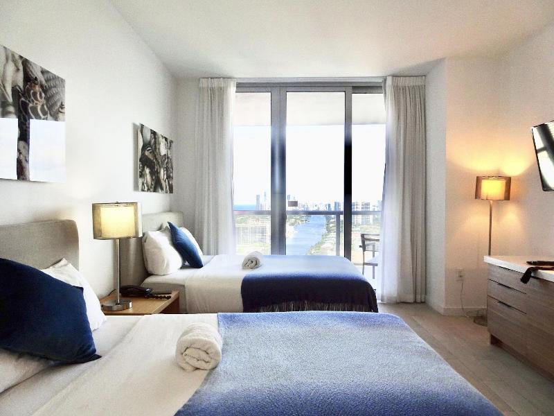 South Ocean Suites - photo 11