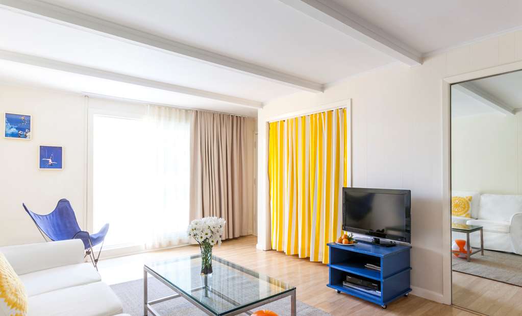 Sunset Beach Hotel - photo 17