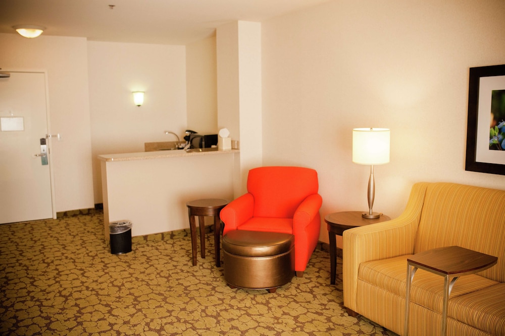 Hilton Garden Inn Redding - photo 31