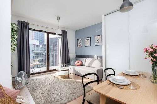 Blue Sky Studio Burakowska — 4-Star Luxury Hotel in Warsaw, Poland