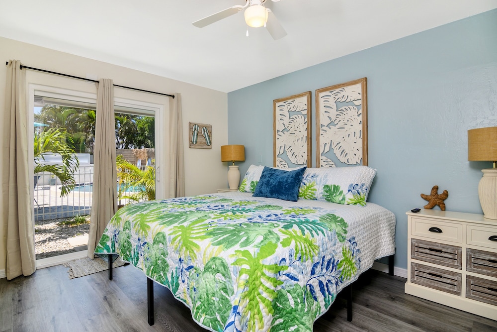 Latitude 26 Waterfront Boutique Resort Fort Myers Beach - photo 12