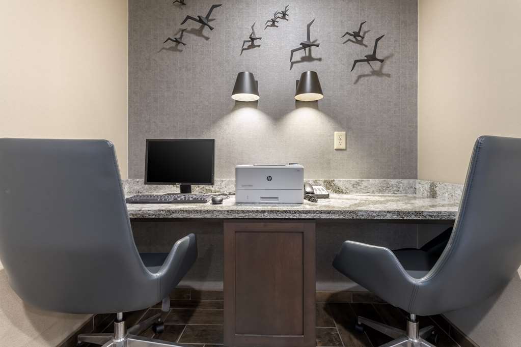 Best Western Plus Superior Inn - photo 6