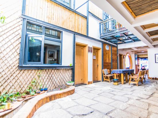 Lhasa Dawning Yododo Inn in Lhasa, People's Republic of China