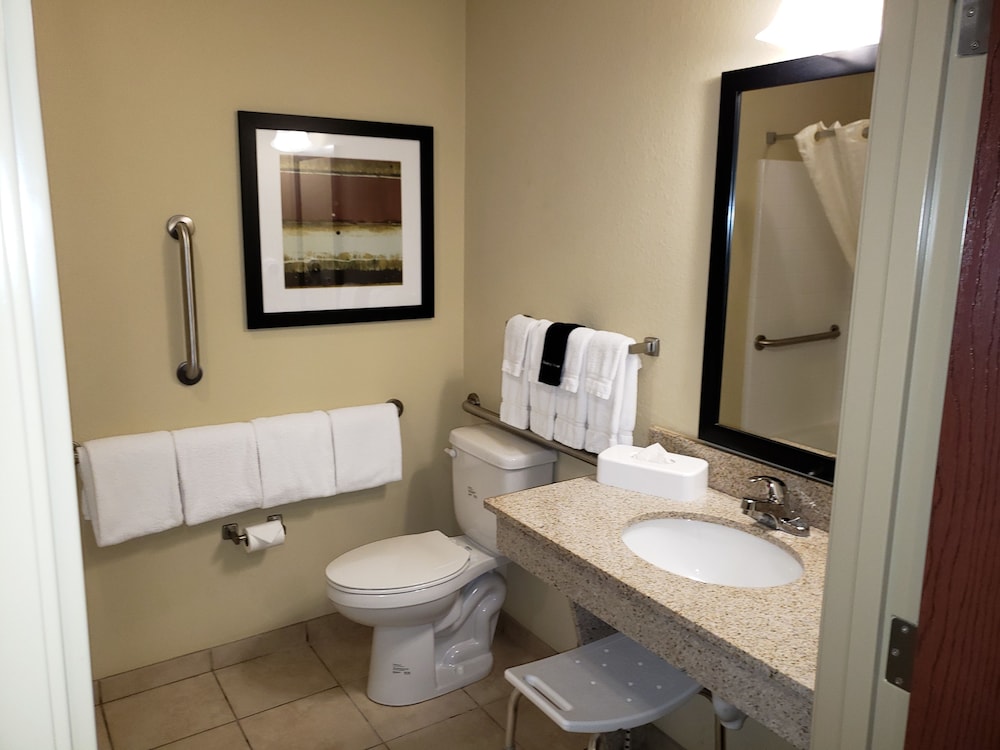 Cobblestone Inn and Suites Holyoke - photo 26