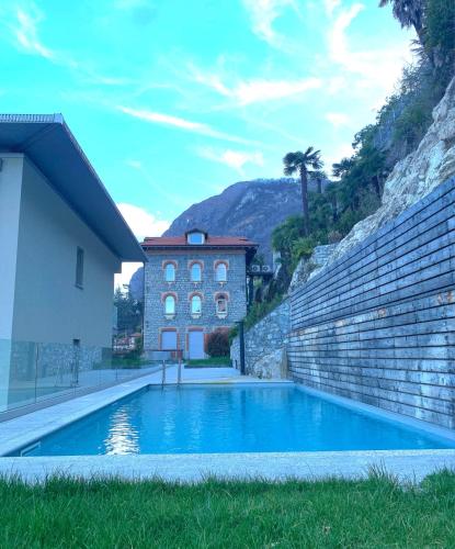 Appartamento Mattia Menaggio — 4-Star Luxury Hotel in Menaggio, Italy