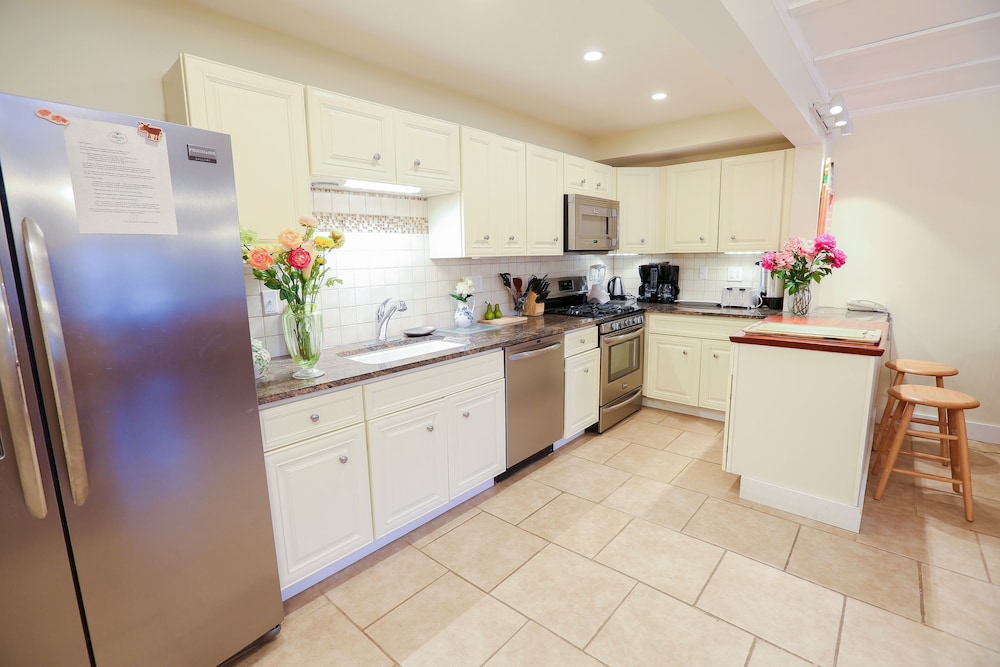 Wilburton Inn - photo 94