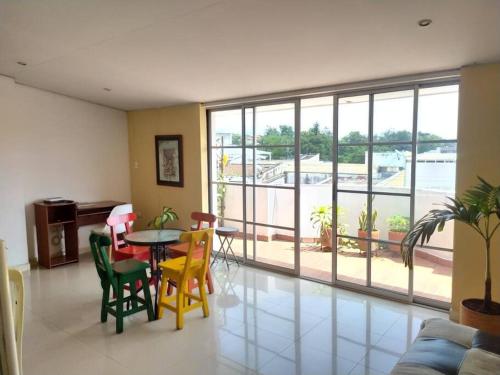 El Cielo de Cali loft luminoso en el sur — 4-Star Luxury Hotel in Cali, Colombia